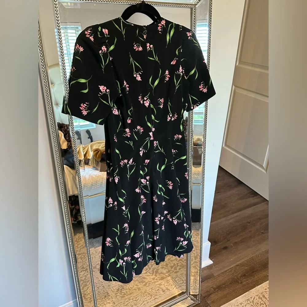 H&M - Picture 2 of 3